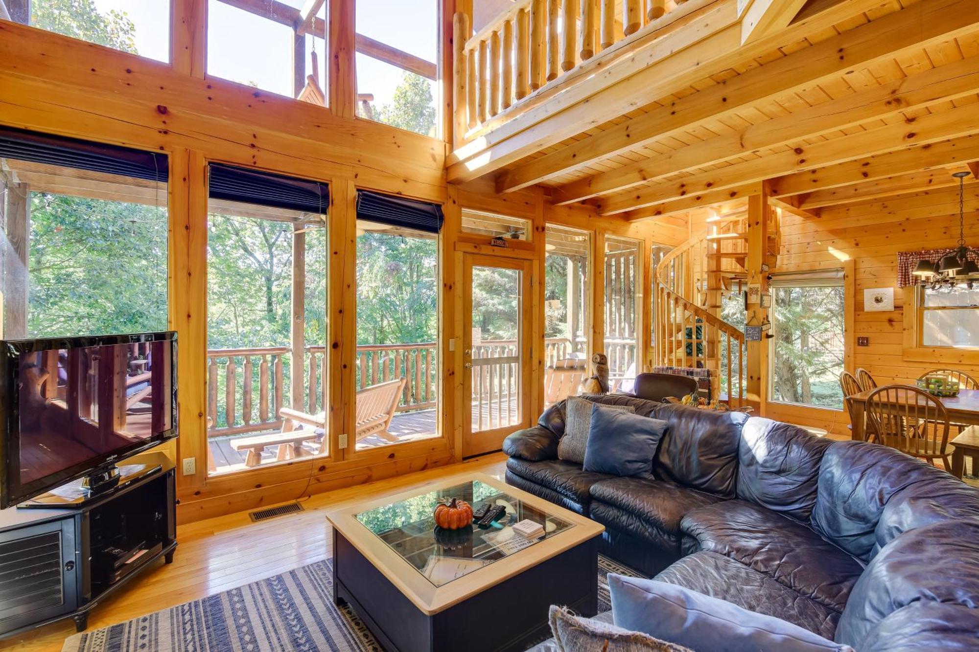 Secluded And Wooded Wears Valley Cabin With Fire Pit! Sevierville Eksteriør billede